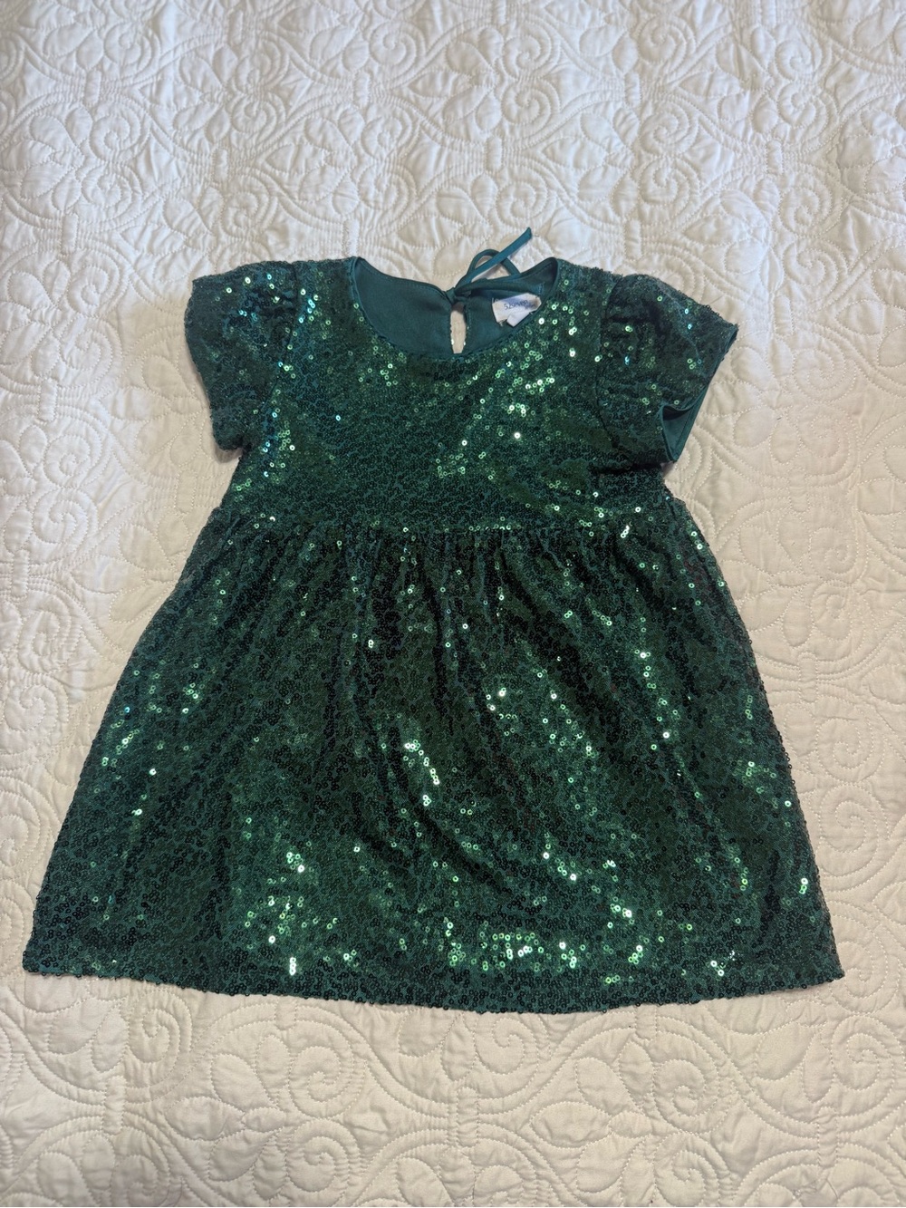 Girls Dark Green full sequin short sleeve dress in toddler 4T emerald